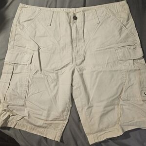 True Religion Men's Size 40 Cargo Shorts Tapioca Khaki, Style 105030